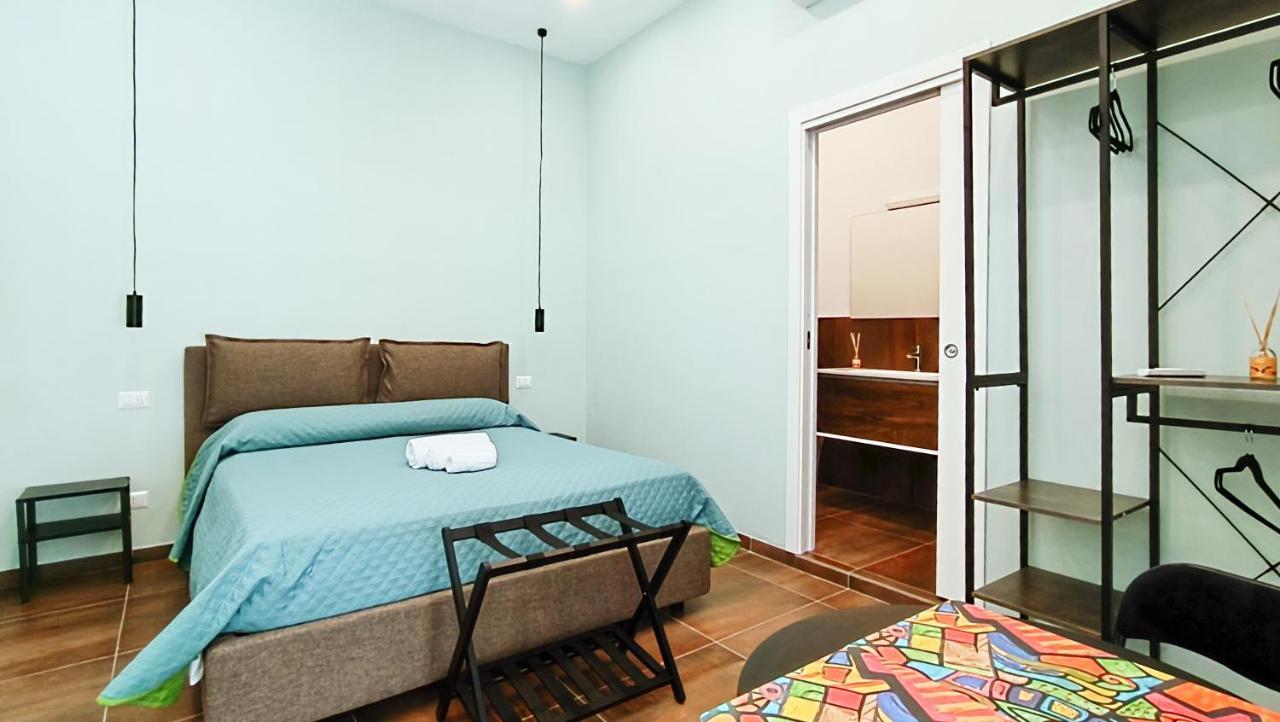 Casa Calu Castel Sant'Elmo Bed & Breakfast Napoli Bagian luar foto